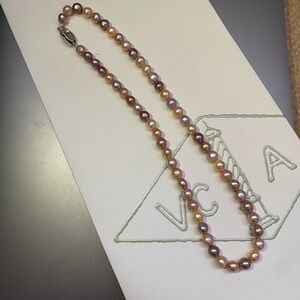 New Elegant Freshwater Pearl Necklace
